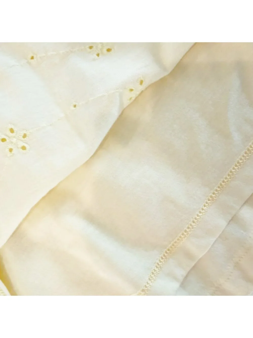 Cat & Jack Girls' Short Sleeve Knit Eyelet Dress -  Pale Yellow S (6/7)